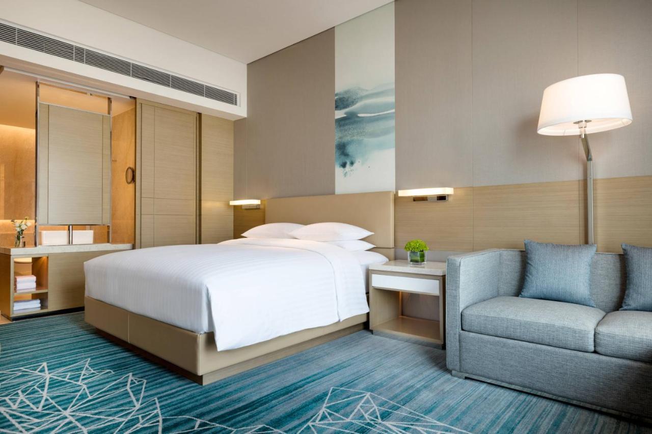 Courtyard By Marriott Shunde Longjiang, Near Furniture Fair Hotel Exterior photo
